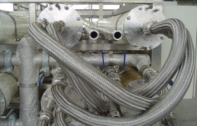 一體化生活污水處理設(shè)備的優(yōu)點(diǎn)是什么？地埋式設(shè)備適合在哪里建設(shè)？