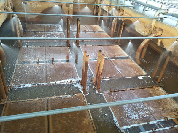 地埋式污水處理設(shè)備處理生活污水如何曝氣？