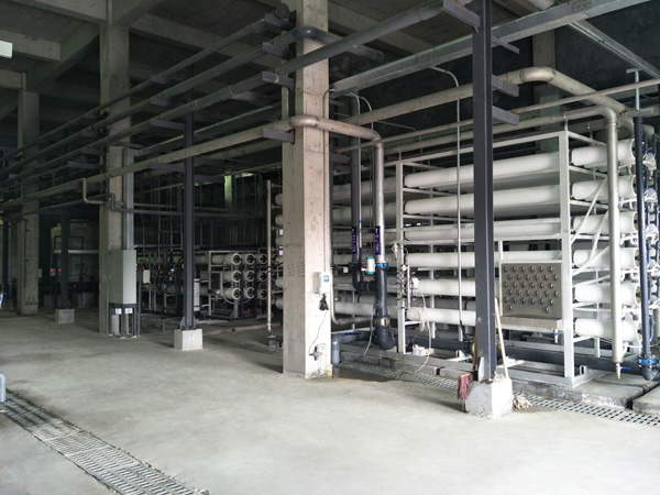 造紙廠污水怎么處理？污水處理設(shè)備來(lái)幫您！