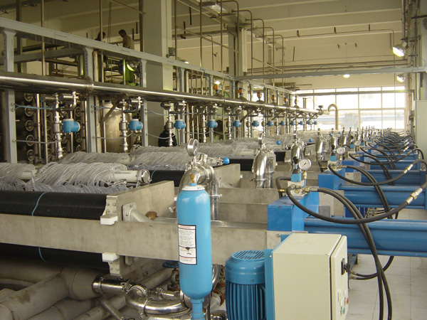 如何降低新農(nóng)村污水處理設(shè)備工作成本？