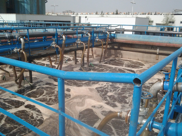 氣浮機(jī)一體化污水處理設(shè)備工作原理是怎樣的？